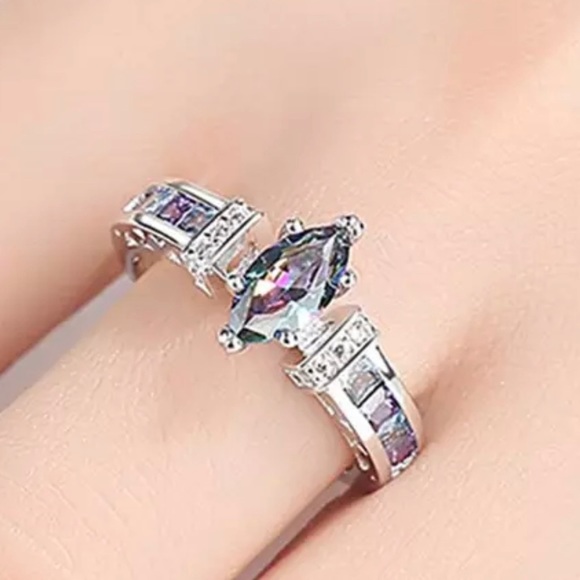 Ring 1.45ct Marquise-Cut Rainbow Topaz Lab Created Ring - Picture 3 of 6